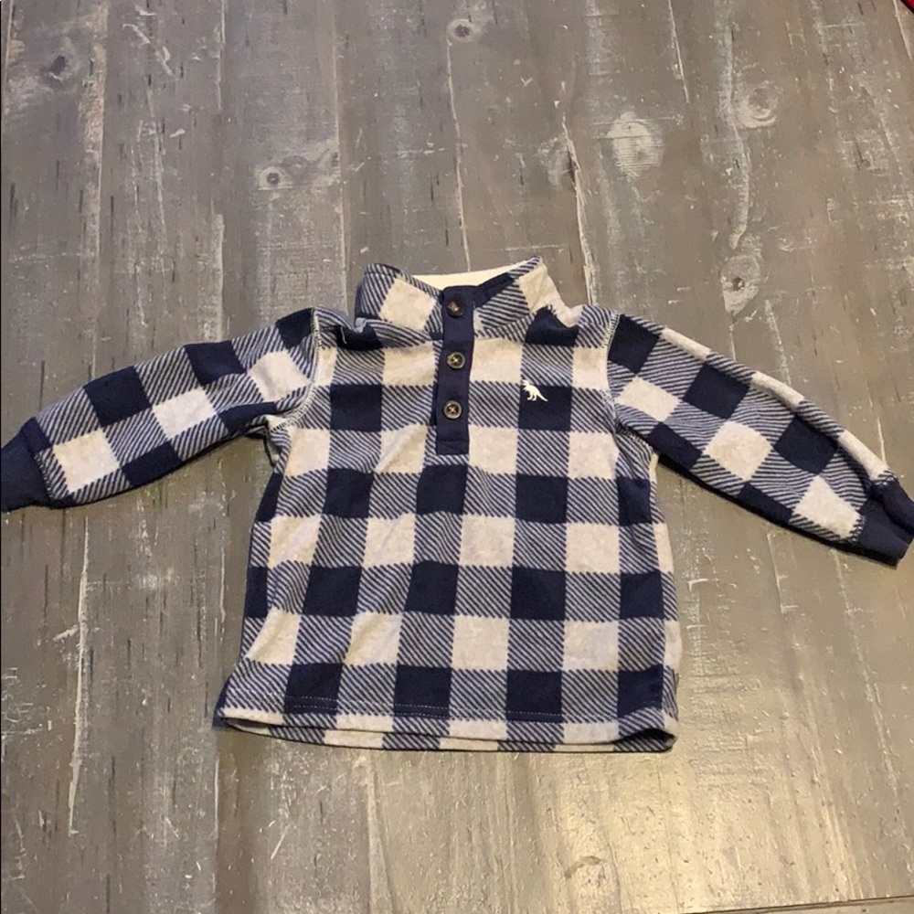 Sweaters - Picture 8 of 8